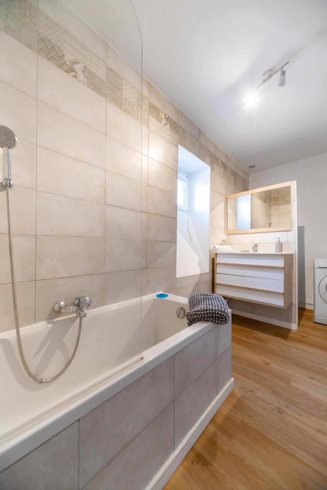 Le Celestin - Appartement 2 Chambres Avec Jardin En Centre Ville Vichy Exterior foto